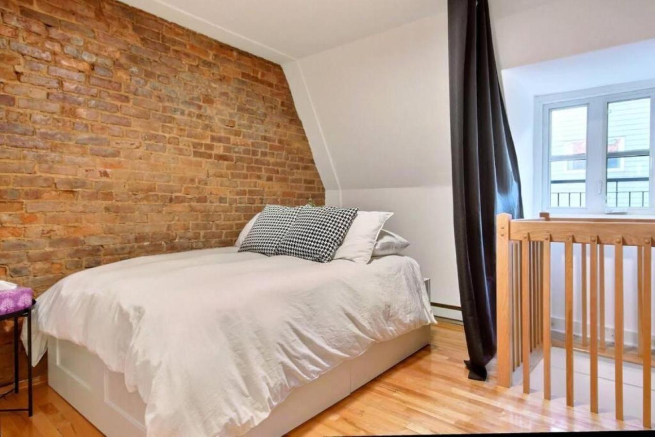 Golden Cross // Typical Old Quebec Appartement Esterno foto