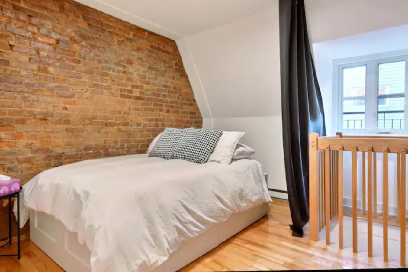 Golden Cross // Typical Old Quebec Appartement Esterno foto